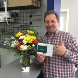 Norvell with Flowers and Thank you Card